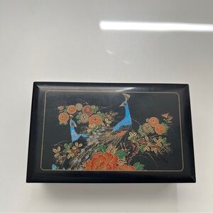 Elegant Lacquered Jewelry Box with Peacock Design